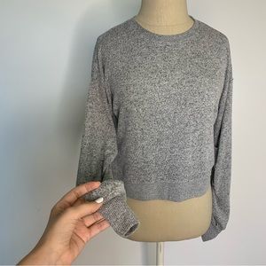 Zella gray crop top Ruched long sleeve Sz L 10/12